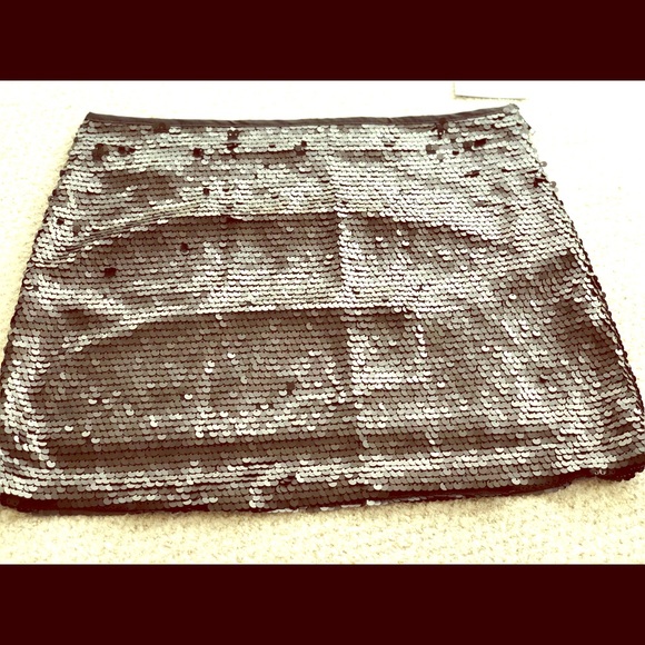 Zara Black Sequined Mini Skirt, Size M, NWT - Picture 1 of 8